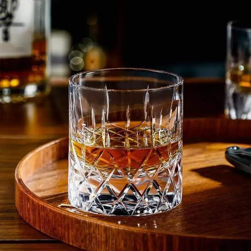 250ml Transparante Gegraveerde - Whisky Beer And Wine recensie en prijs